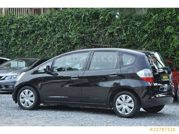 Honda Jazz 1.4 Joy Image 2